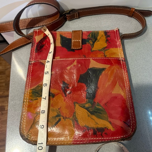 Patricia Nash | Floral Red, Green, Tan Crossbody | - Picture 6 of 7